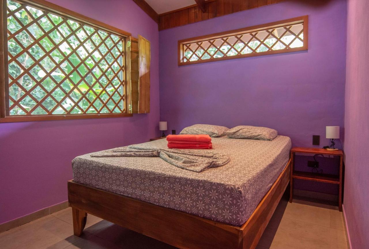 Villa Pina Dorada Dependencia Del Hotel Casa Merlin Puerto Viejo de Talamanca Eksteriør billede