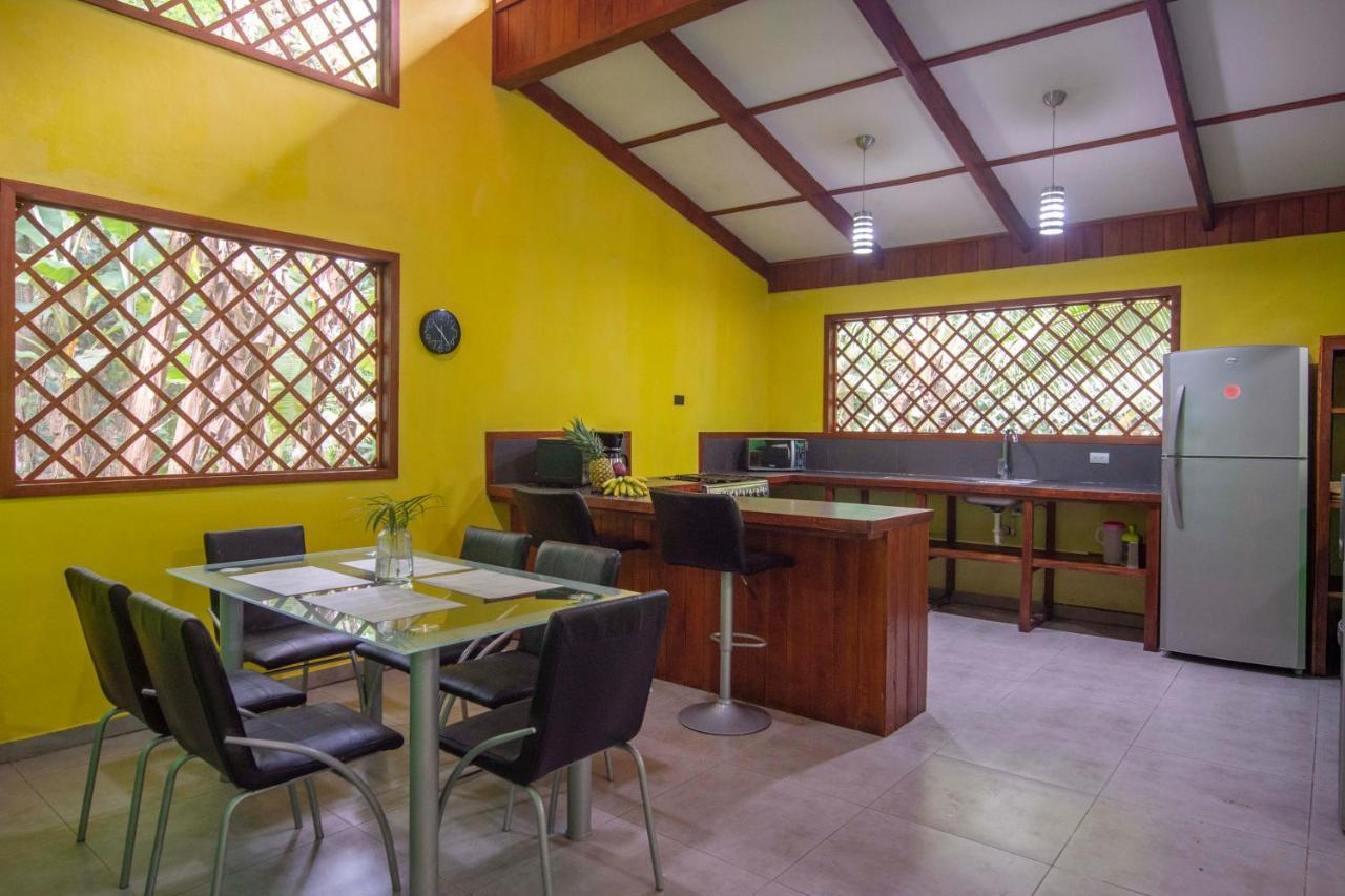 Villa Pina Dorada Dependencia Del Hotel Casa Merlin Puerto Viejo de Talamanca Eksteriør billede