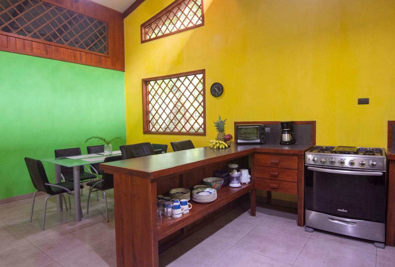 Villa Pina Dorada Dependencia Del Hotel Casa Merlin Puerto Viejo de Talamanca Eksteriør billede