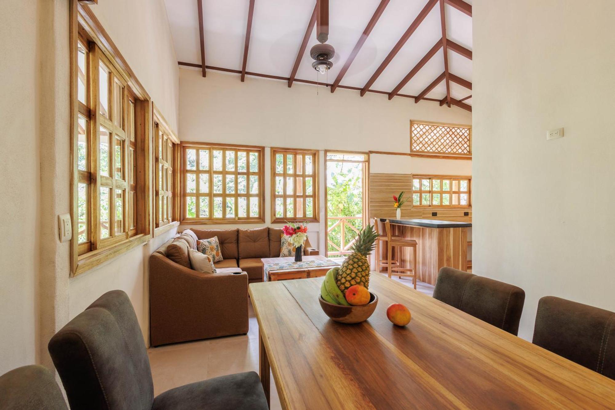 Villa Pina Dorada Dependencia Del Hotel Casa Merlin Puerto Viejo de Talamanca Eksteriør billede